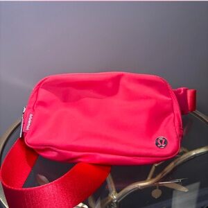 Lululemon Everywhere Belt Bag Crossbody Bag